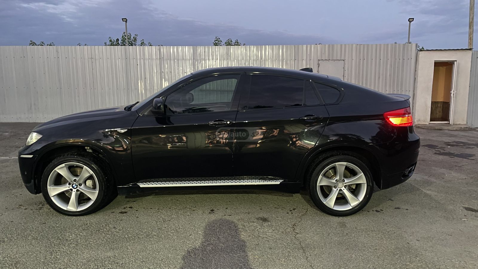 BMW X6 2011 — photo 2