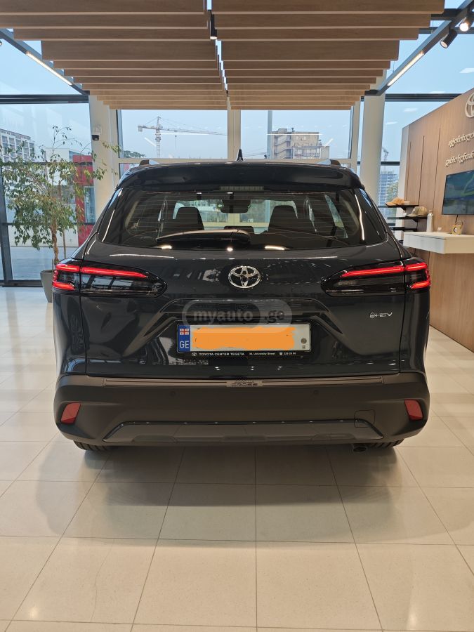 Toyota Corolla Cross 2025 — photo 2