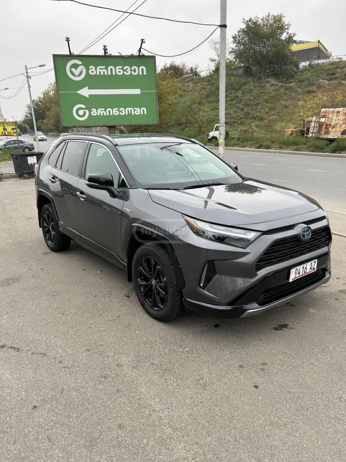 Toyota RAV 4 2022 — photo 2