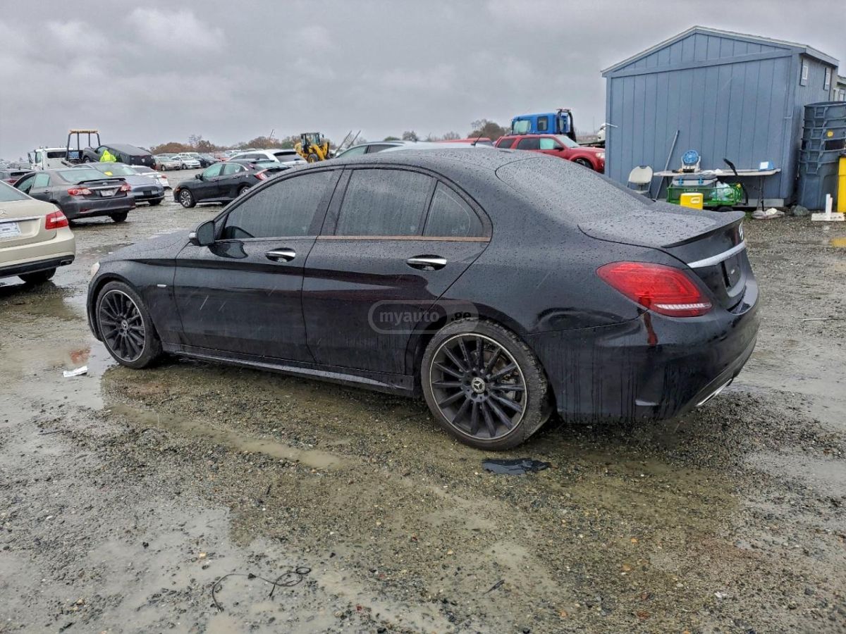 Mercedes-Benz C 30 AMG 2021 — photo 2