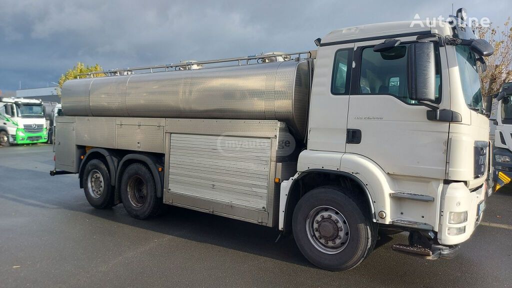 Isuzu 26.364 2012 — photo 2