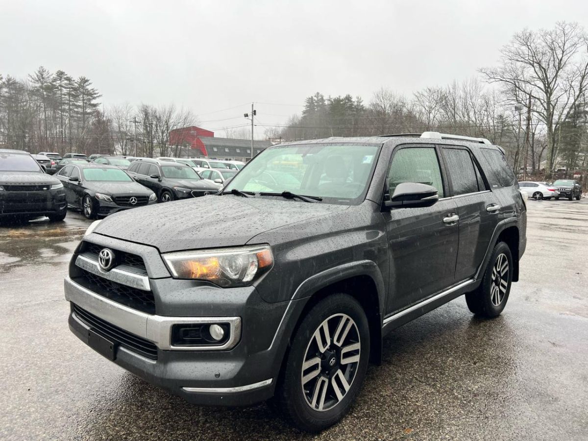 Toyota 4Runner 2017 — photo 2