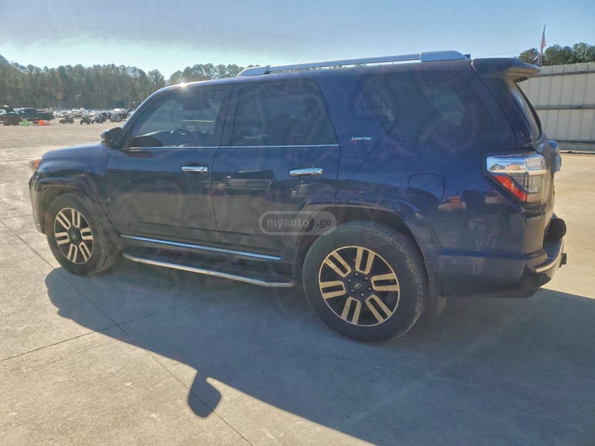 Toyota 4Runner 2016 — photo 2