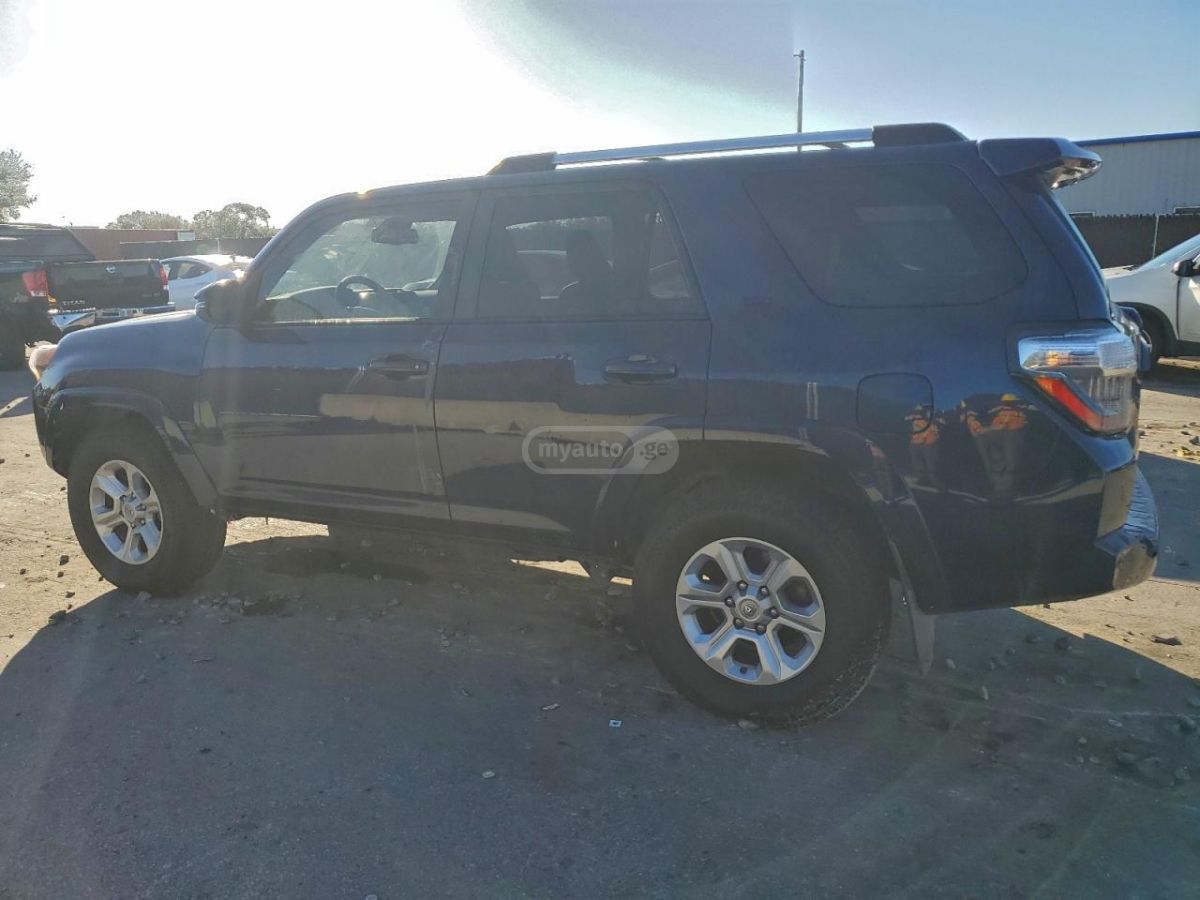 Toyota 4Runner 2021 — photo 2