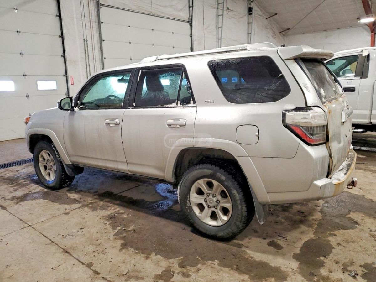 Toyota 4Runner 2014 — photo 2