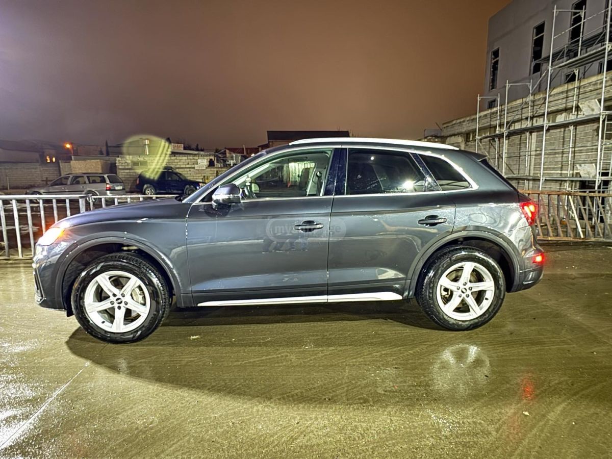 Audi Q5 2021 — photo 2