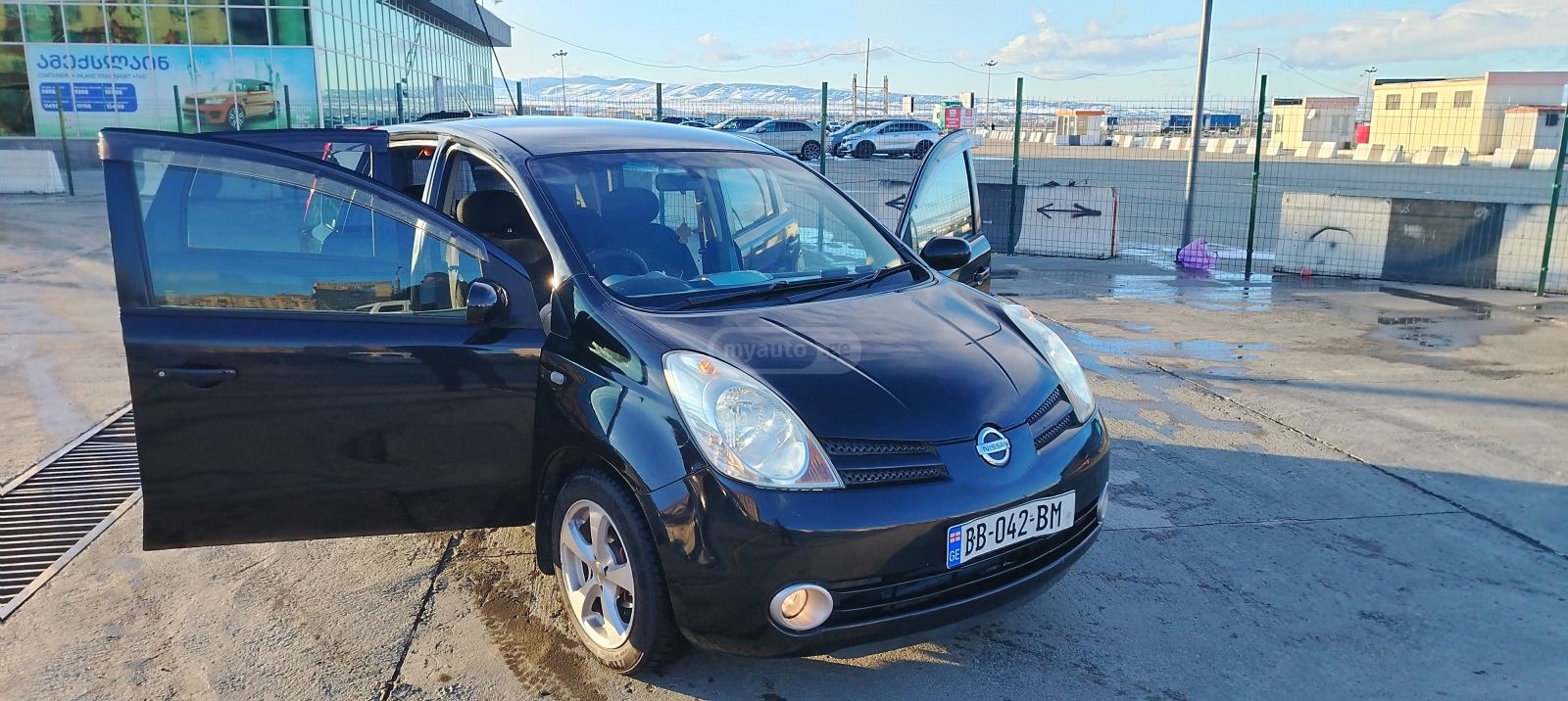 Nissan Note 2003 — photo 2