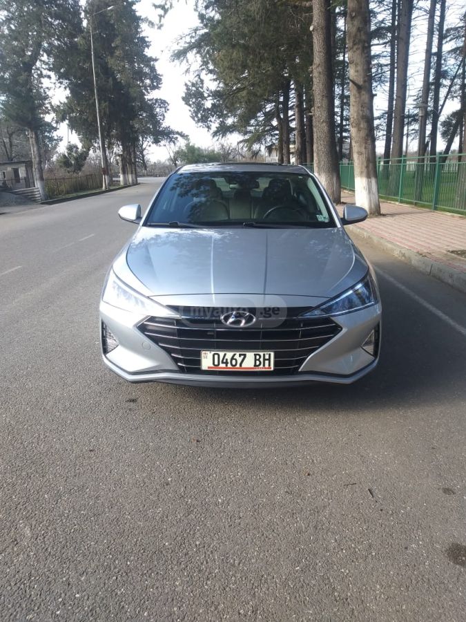 Hyundai Elantra 2020 — photo 2