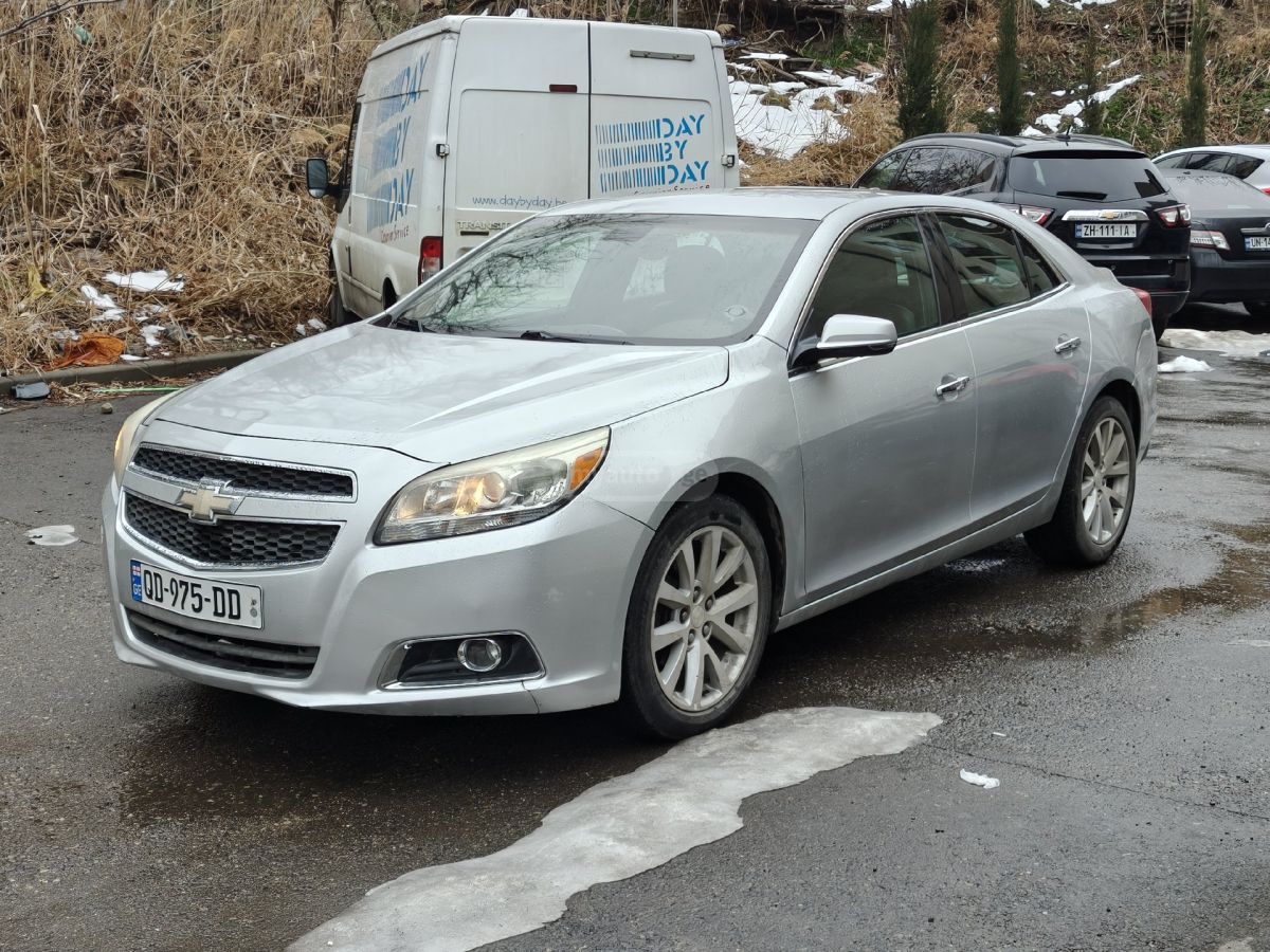 Chevrolet Malibu 2014 — photo 2