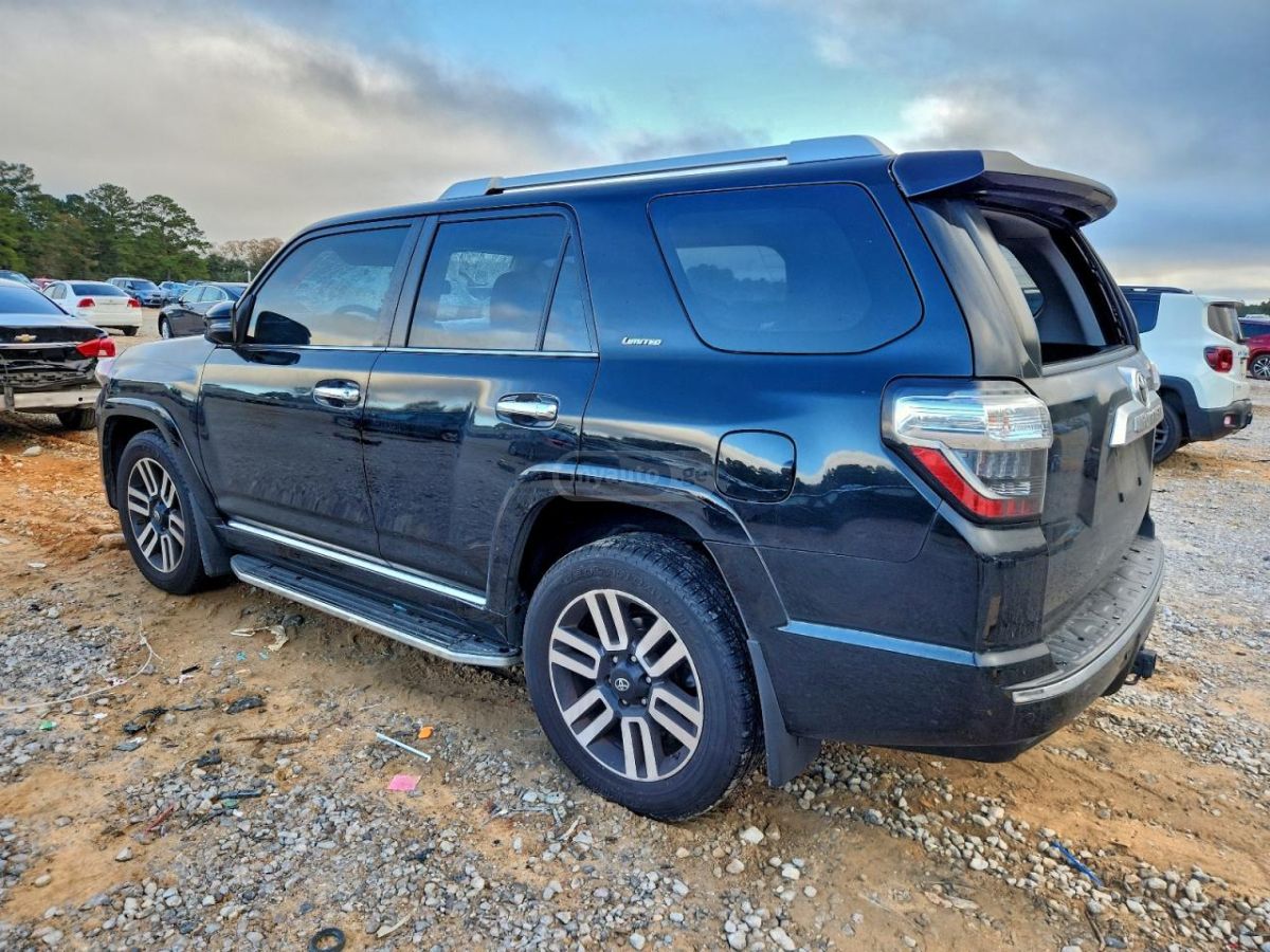 Toyota 4Runner 2018 — photo 2