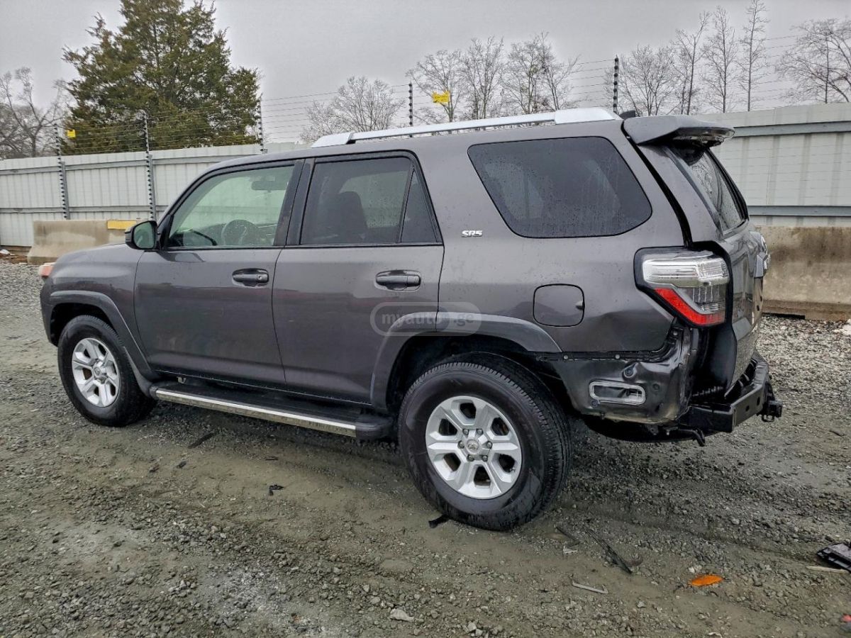 Toyota 4 Runner 2016 — photo 2