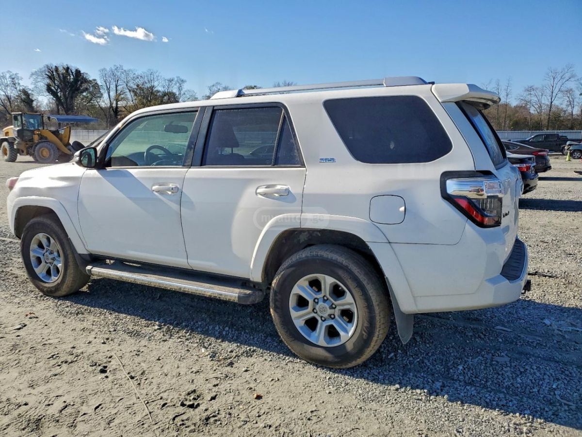Toyota 4Runner 2018 — photo 2