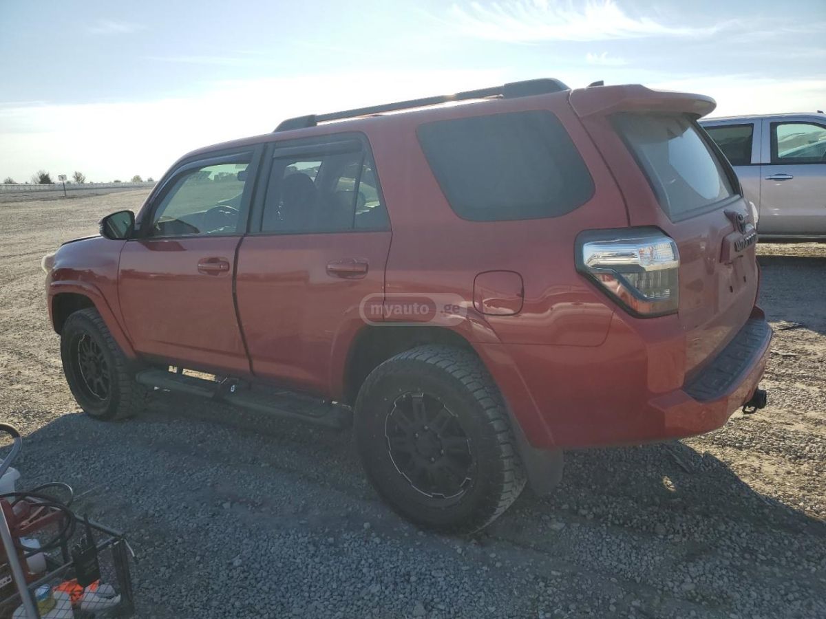 Toyota 4Runner 2019 — photo 2