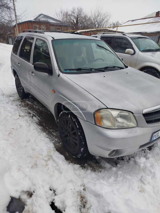 Mazda Tribute 2001 — photo 2