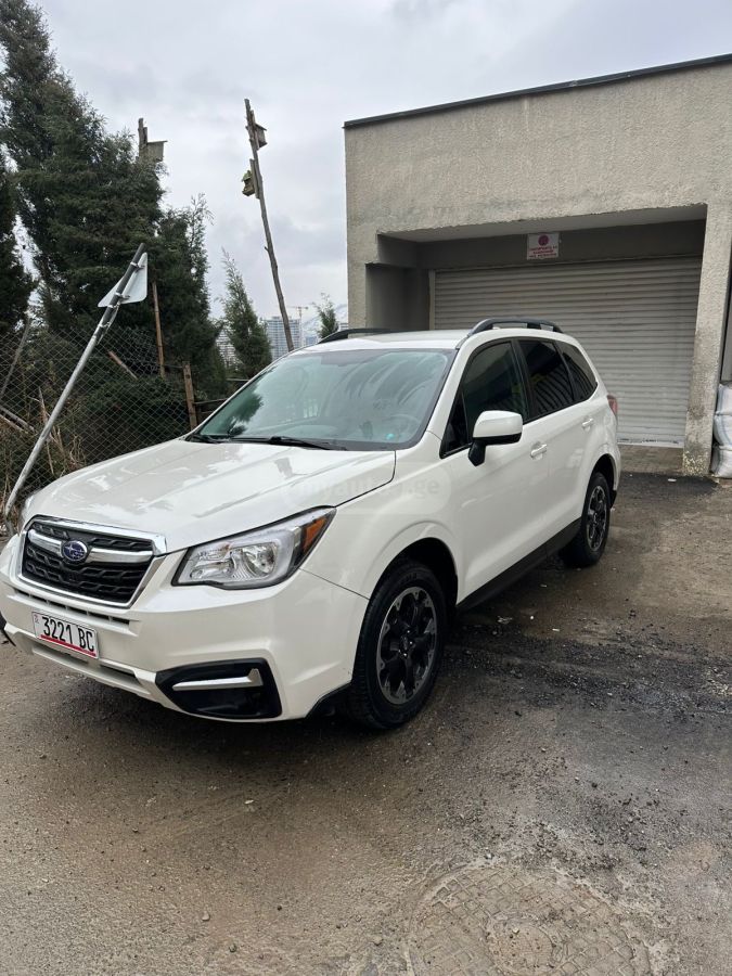 Subaru Forester 2016 — photo 2