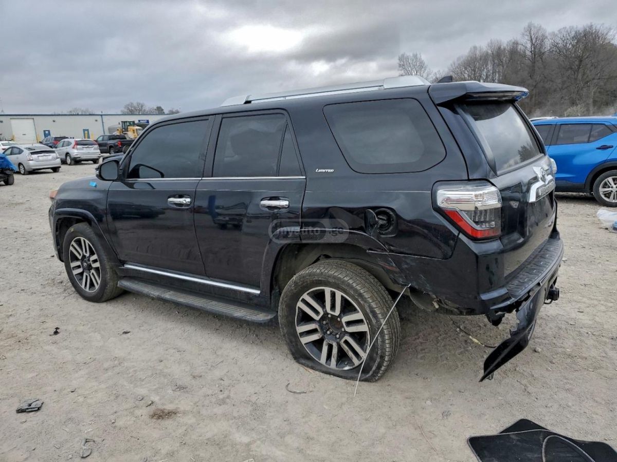 Toyota 4Runner 2016 — photo 2