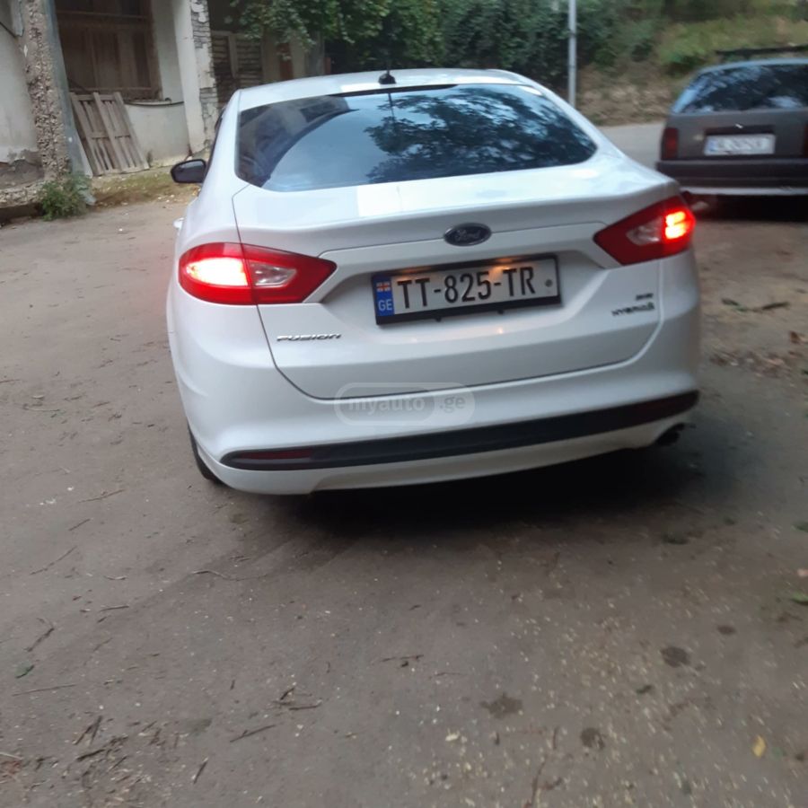 Ford Fusion 2014 — photo 2