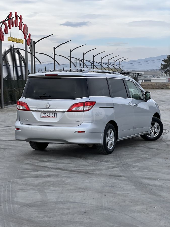 Nissan Quest 2015 — photo 2