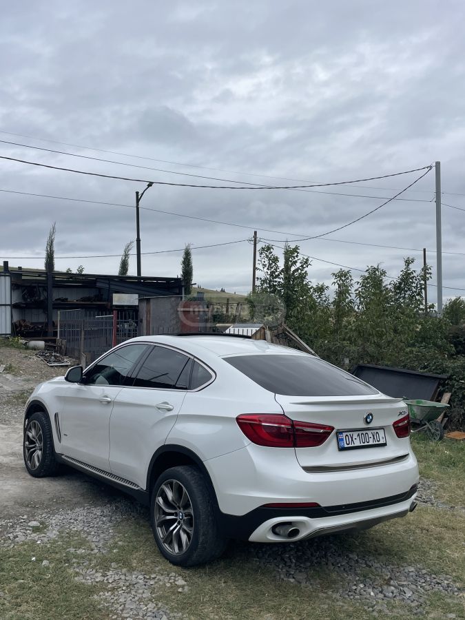 BMW X6 2015 — photo 2