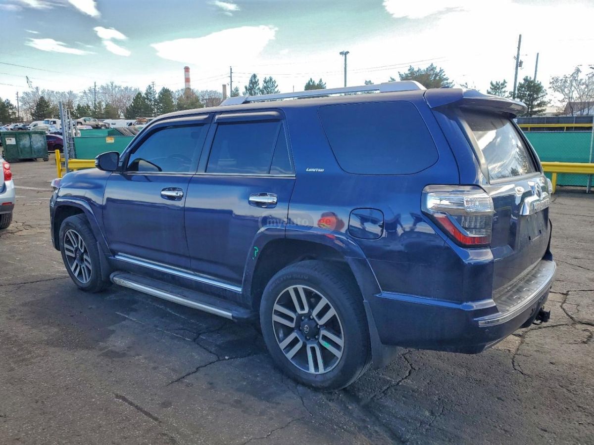 Toyota 4 Runner 2018 — photo 2