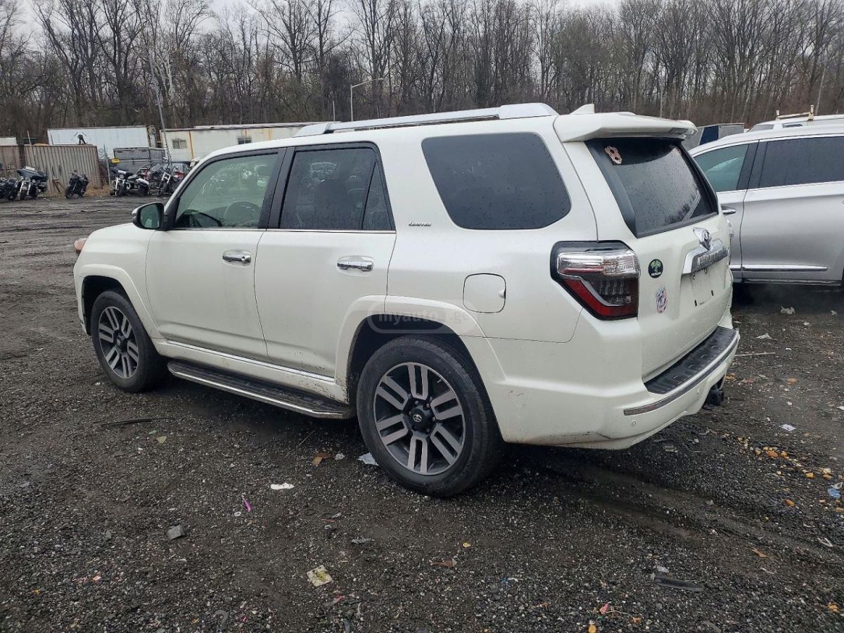 Toyota 4 Runner 2020 — photo 2