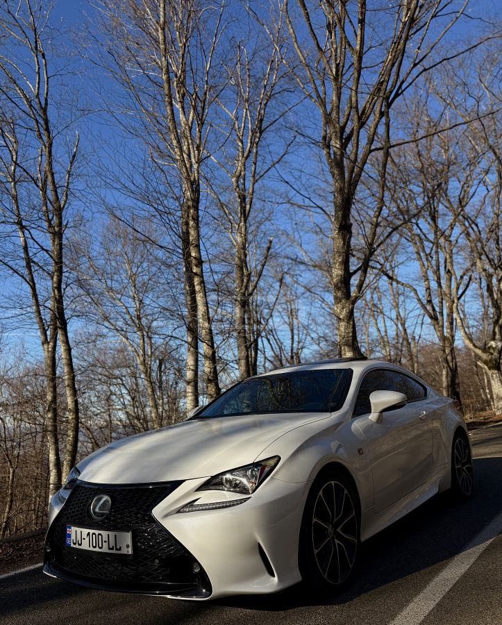 Lexus RC 200T F Sport 2018 — photo 2