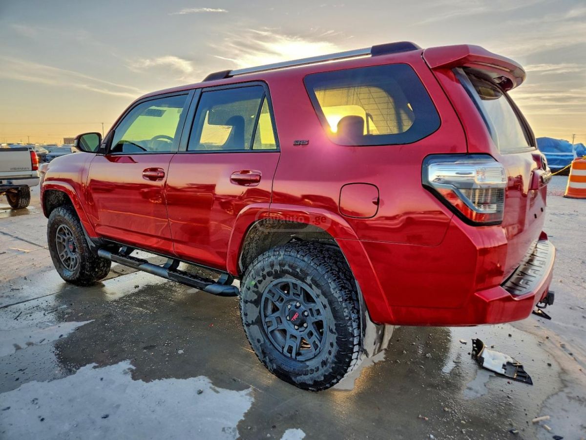 Toyota 4Runner 2020 — photo 2