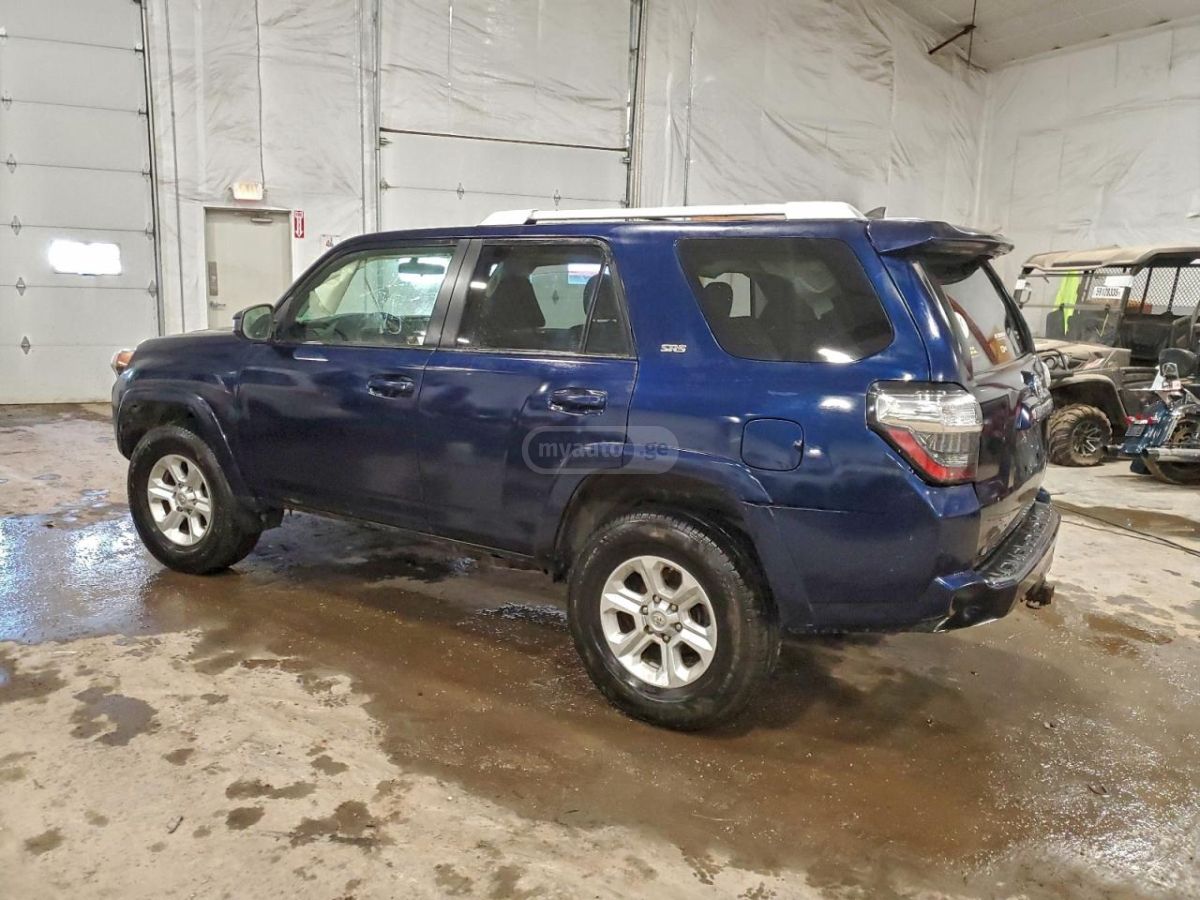 Toyota 4Runner 2015 — photo 2
