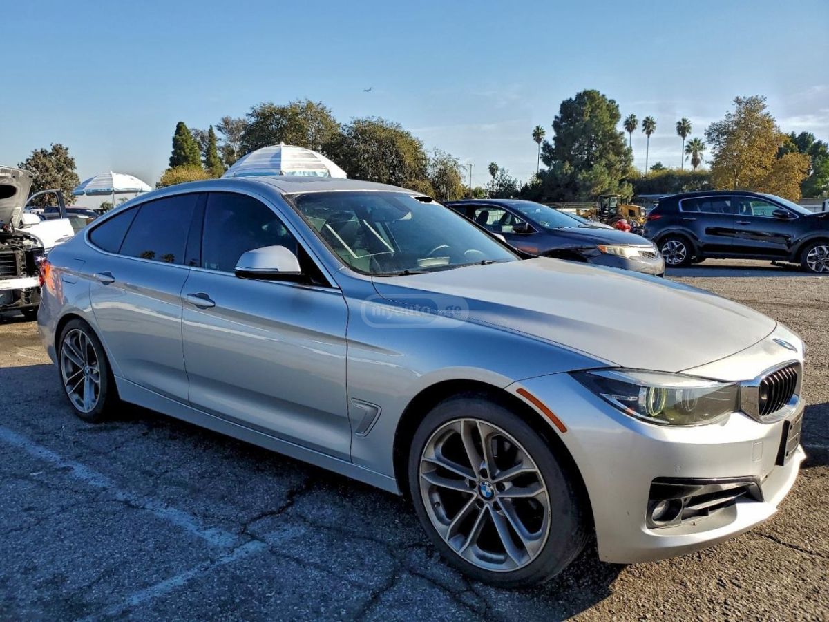 BMW 320 GT 2017 — photo 2