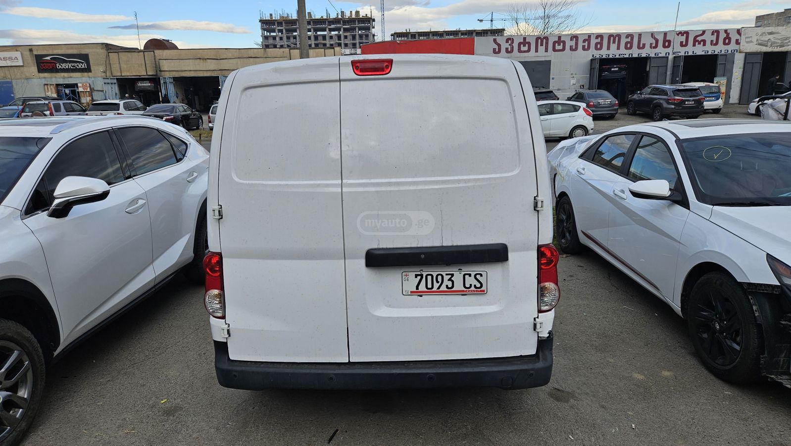 Nissan NV200 2018 — photo 2