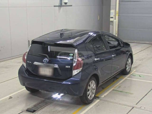 Toyota Aqua 2017 — photo 2