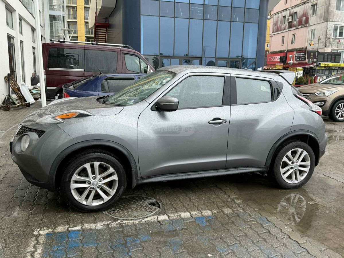 Nissan Juke 2017 — photo 2