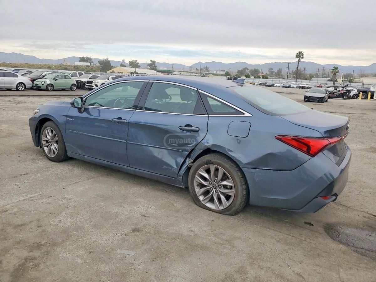 Toyota Avalon 2021 — photo 2