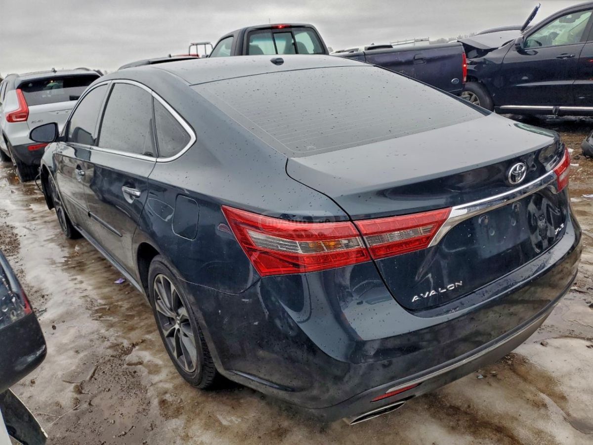 Toyota Avalon 2016 — photo 2