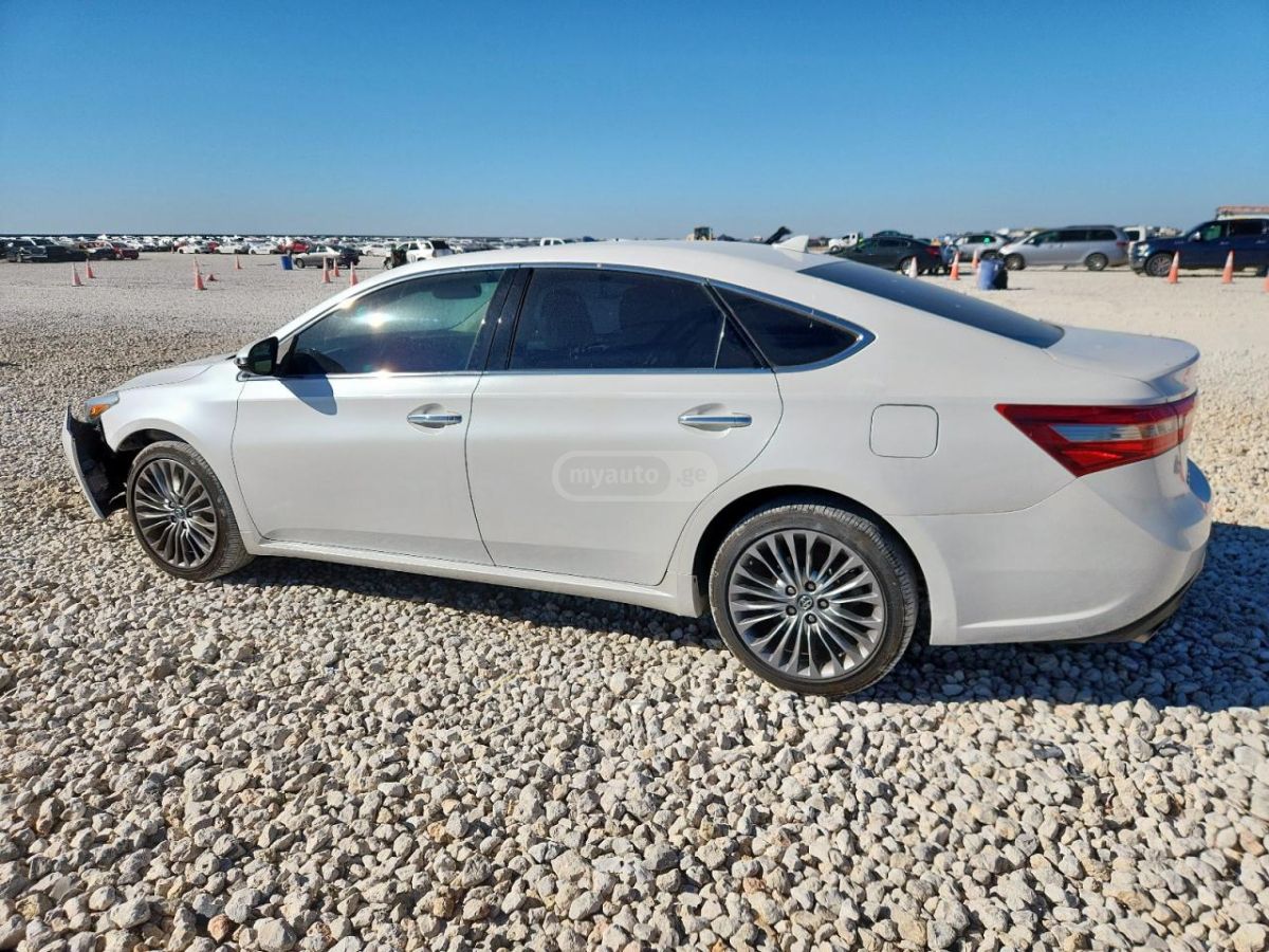 Toyota Avalon 2016 — photo 2