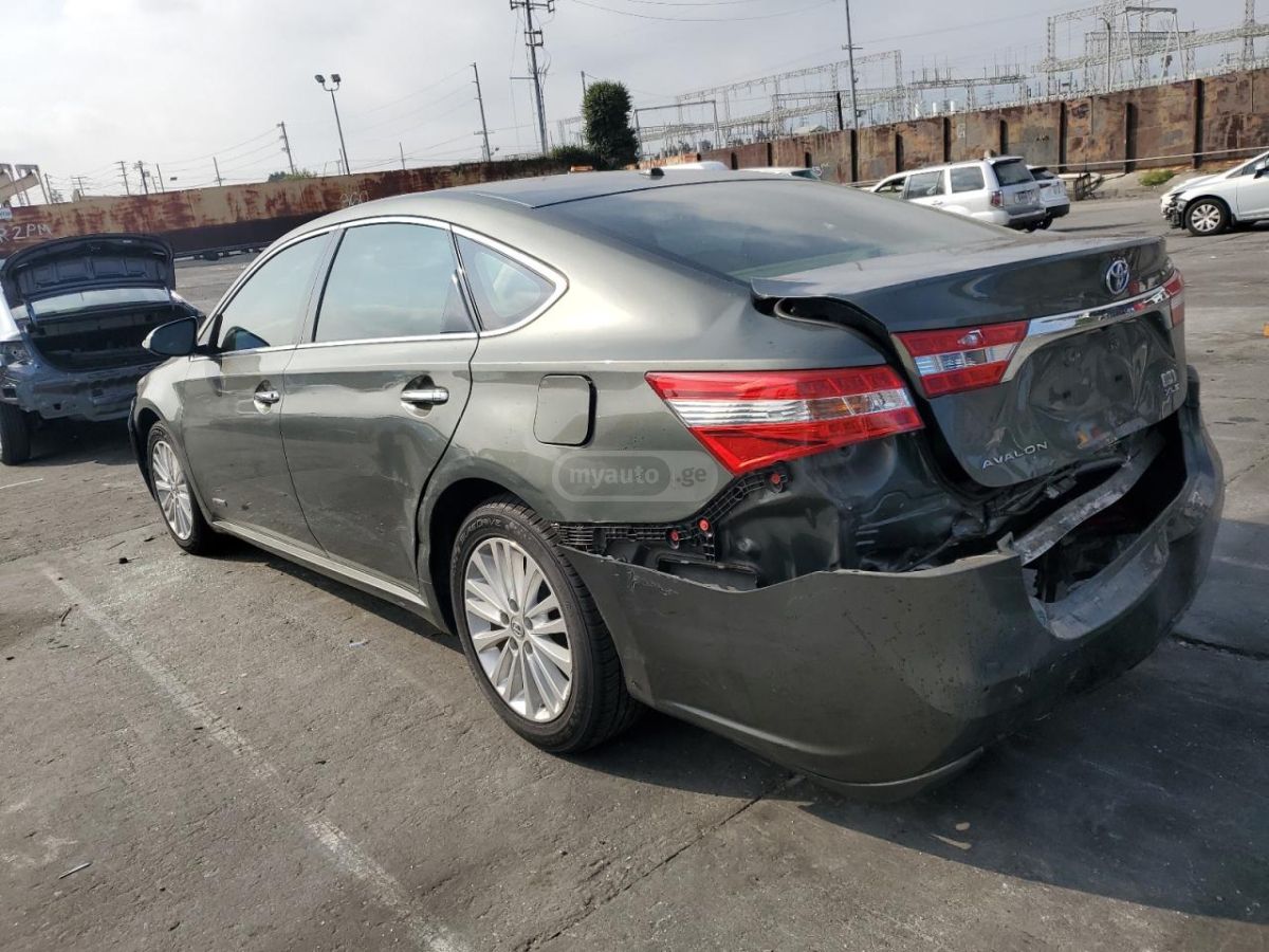 Toyota Avalon 2014 — photo 2