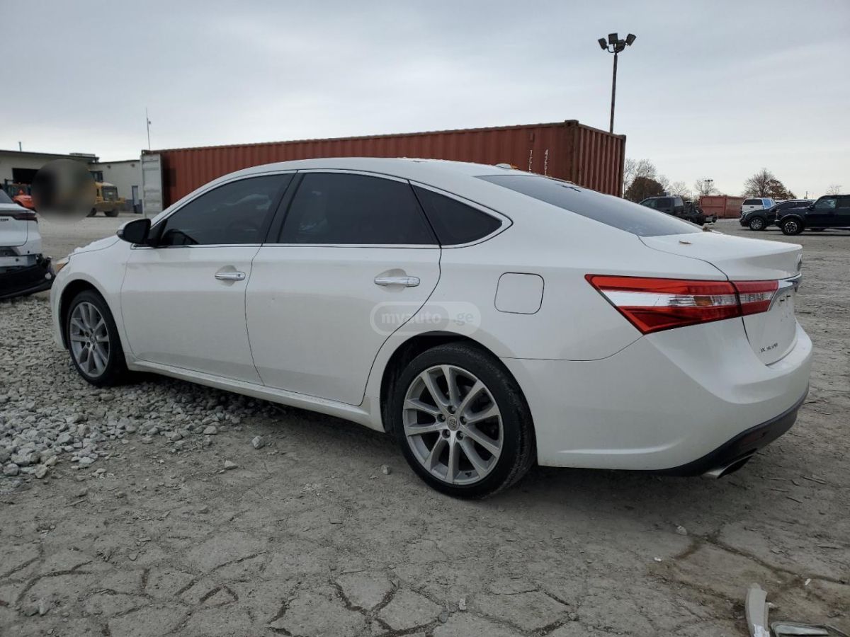 Toyota Avalon 2014 — photo 2