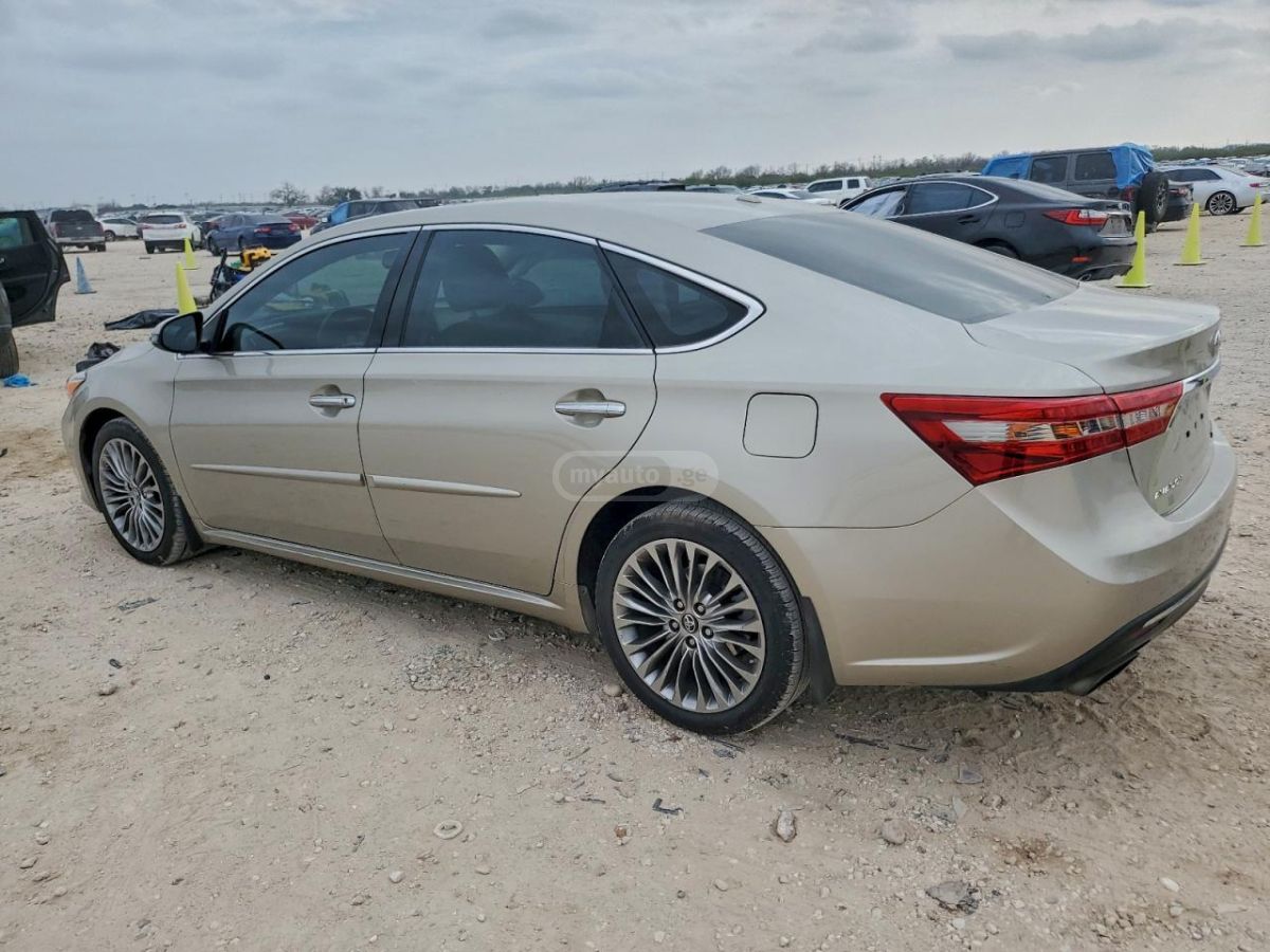 Toyota Avalon 2016 — photo 2