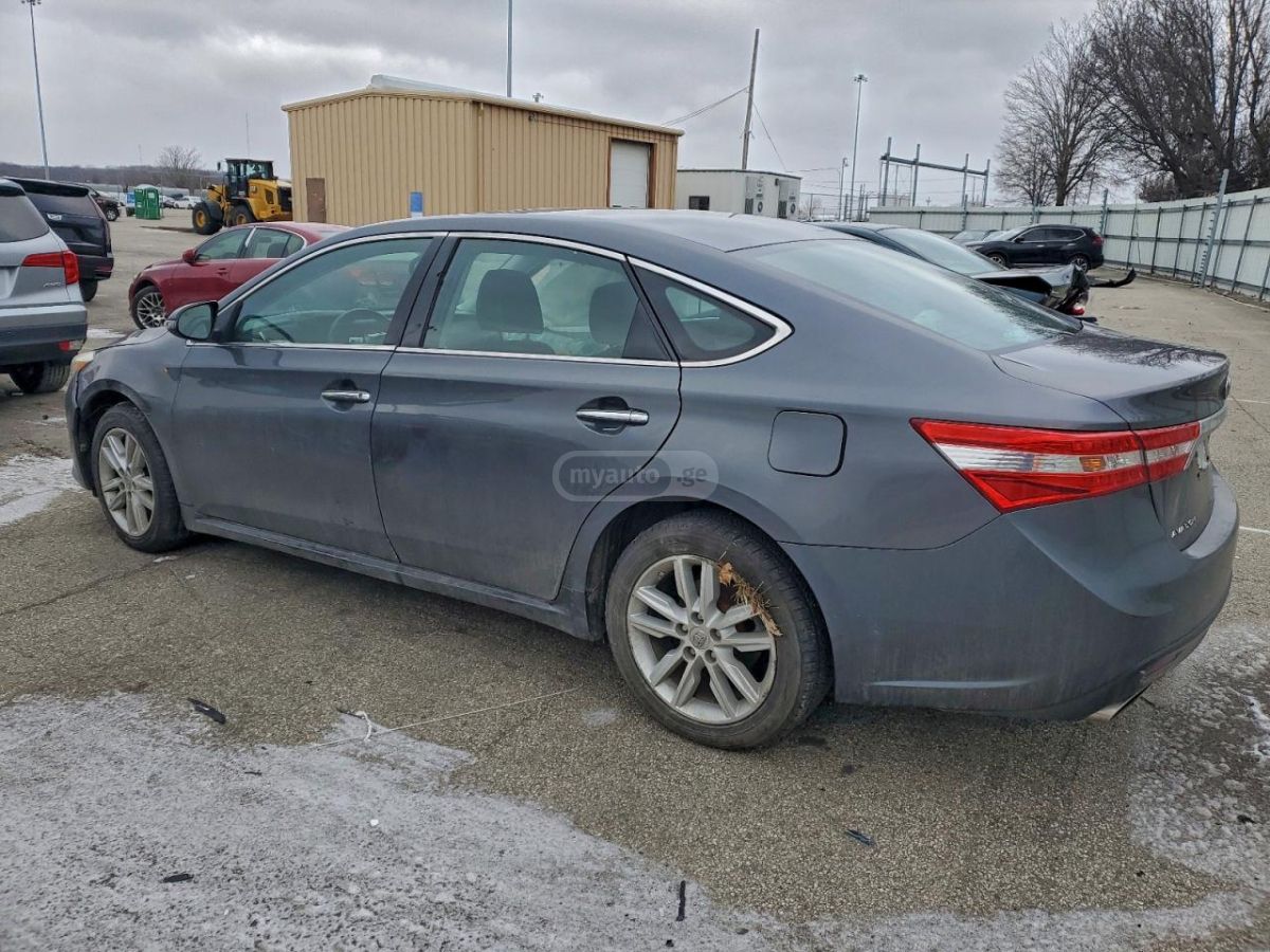 Toyota Avalon 2014 — photo 2