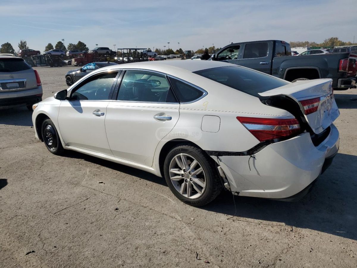 Toyota Avalon 2014 — photo 2