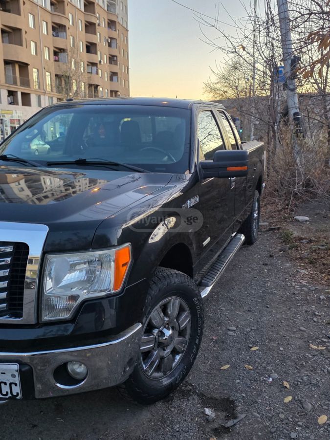 Ford F-150 2011 — photo 2