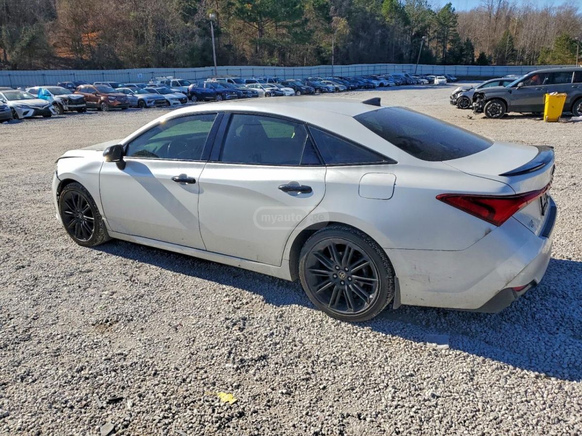 Toyota Avalon 2021 — photo 2