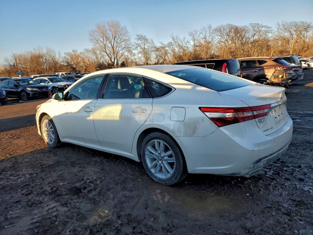 Toyota Avalon 2014 — photo 2