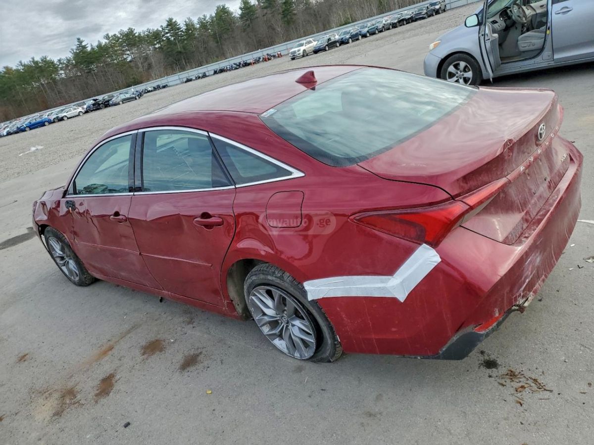 Toyota Avalon 2019 — photo 2