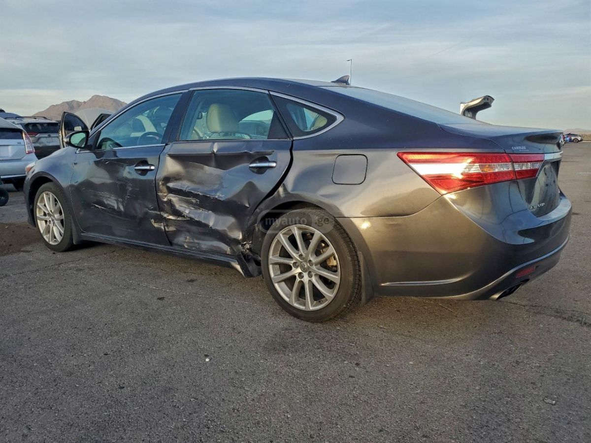 Toyota Avalon 2014 — photo 2