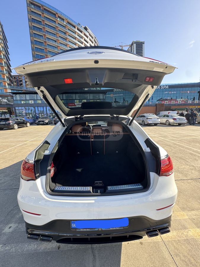 Mercedes-Benz GLC 300 Coupe 2021 — photo 2