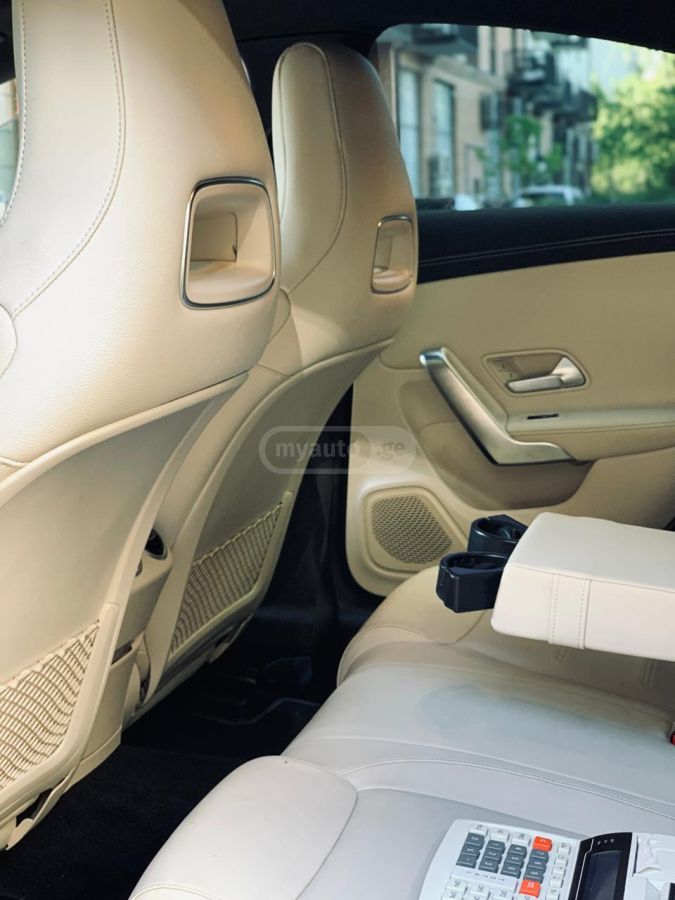 Mercedes-Benz CLA 250 2019 — photo 2