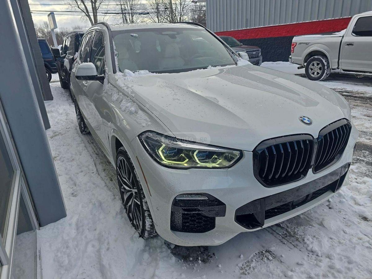BMW X5 2021 — photo 2