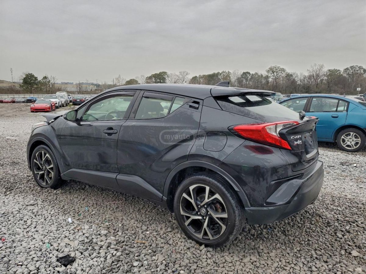 Toyota CHR 2020 — photo 2