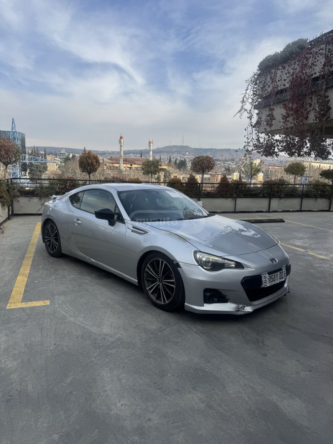 Subaru BRZ 2013 — photo 2
